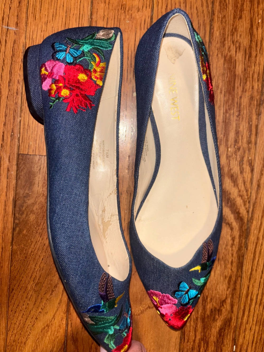 Nine West Suziella Obedience Denim Floral Embroidered Pointed Toe Flats 7.5 M - Picture 10 of 11